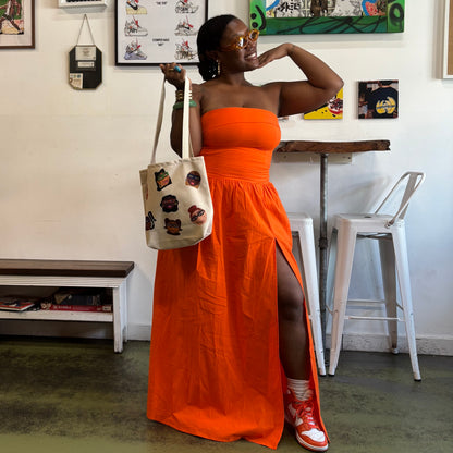 “Book Club” Tiesha Tote